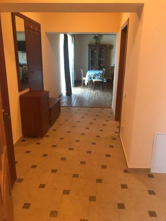 Садиба У Вишкові Vyshkiv Exteriör bild